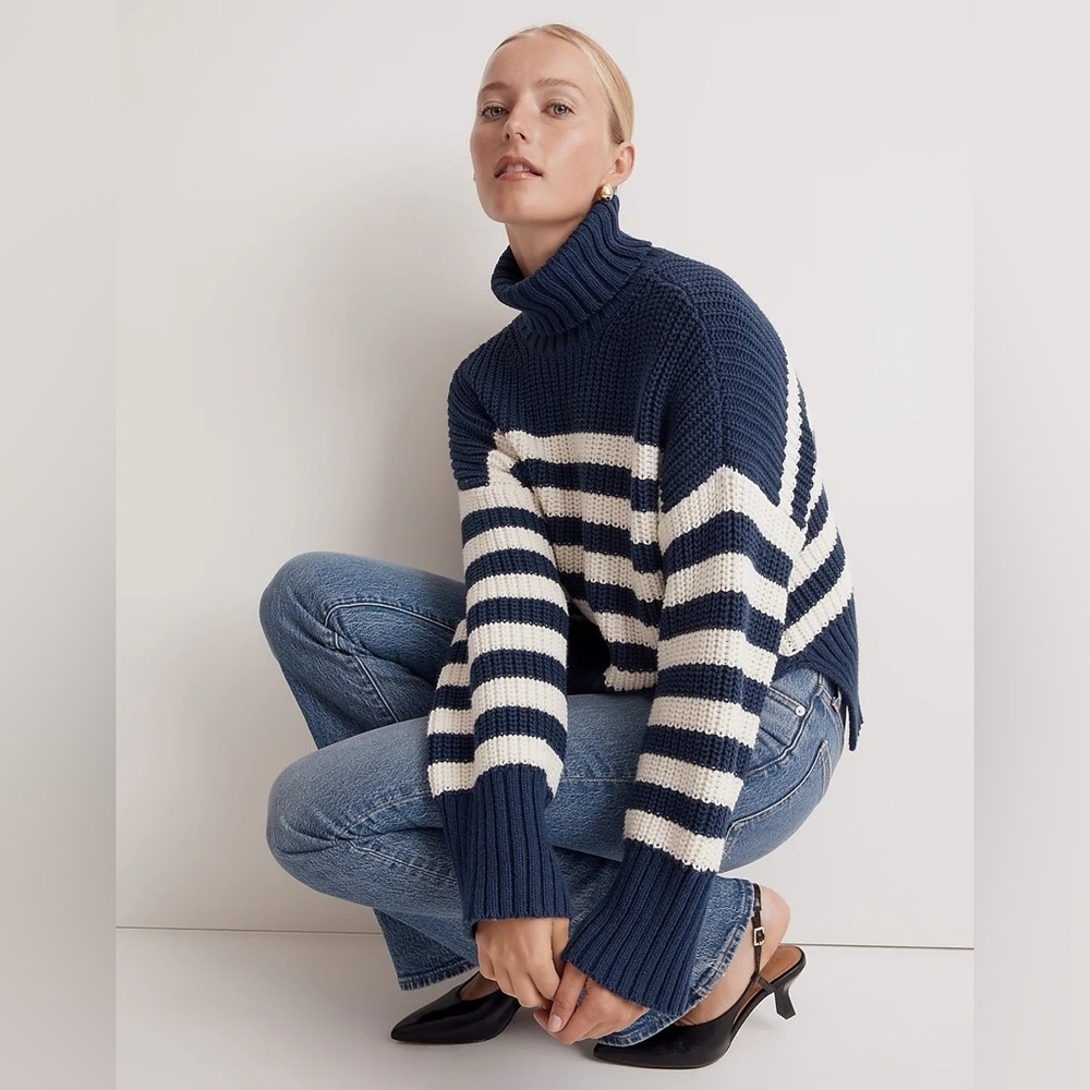 Madewell Wide Rib Turtleneck Sweater in Navy Blue & White Stripped Womens Size S
